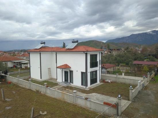Köyceğiz Toparlar'da Satılık Ticari İmarlı Arsa